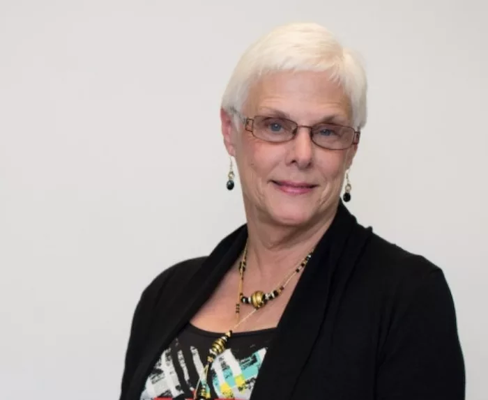 Pam Lessiter LM profile headshot