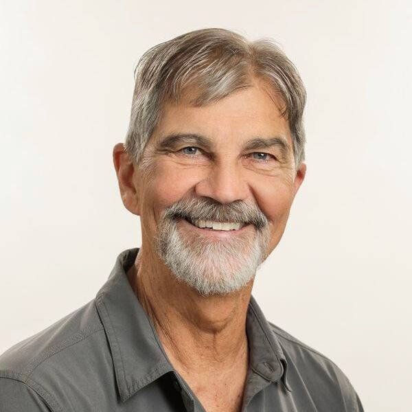 Hall of Fame Veterinarian Dr. Robert Hunt Passes Away