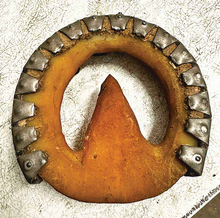 Glu-Striders-glue-on-horseshoes.jpg