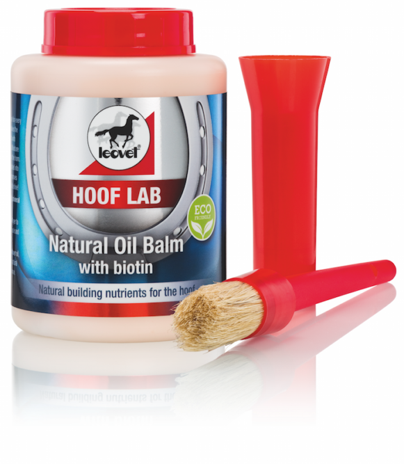 Leovet Hoof Lab Natural Oil Balm_0318 copy